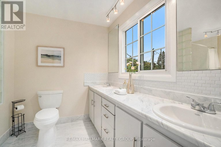28792795/1611-belcourt-boulevard/orleanssunridge/ottawa/ontario/K1C1M3_22