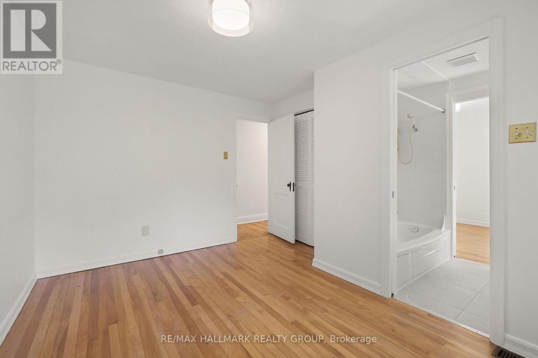 28776186/82-laurentian-place/civic-hospital/ottawa/ontario/K1Y4E2_37