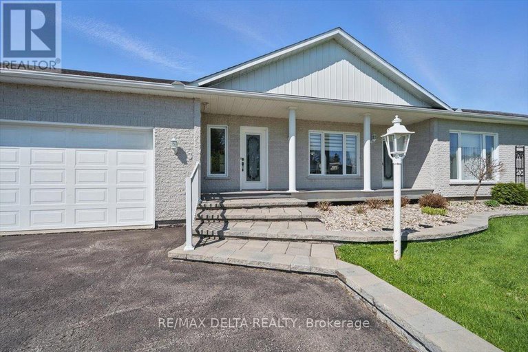 28302488/3-maisonneuve-street/clarencerockland-twp/clarence-rockland/ontario/K0A1E0_2