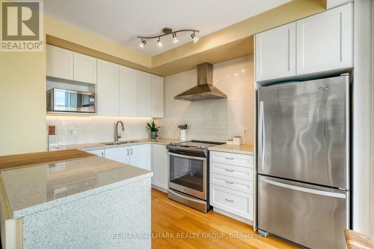 29659275/814-411-mackay-street/lindenlea/ottawa/ontario/K1M2C5_15