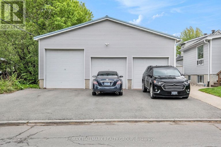 28502092/515-guy-street/overbrookcastle-heights/ottawa/ontario/K1K1B8_20