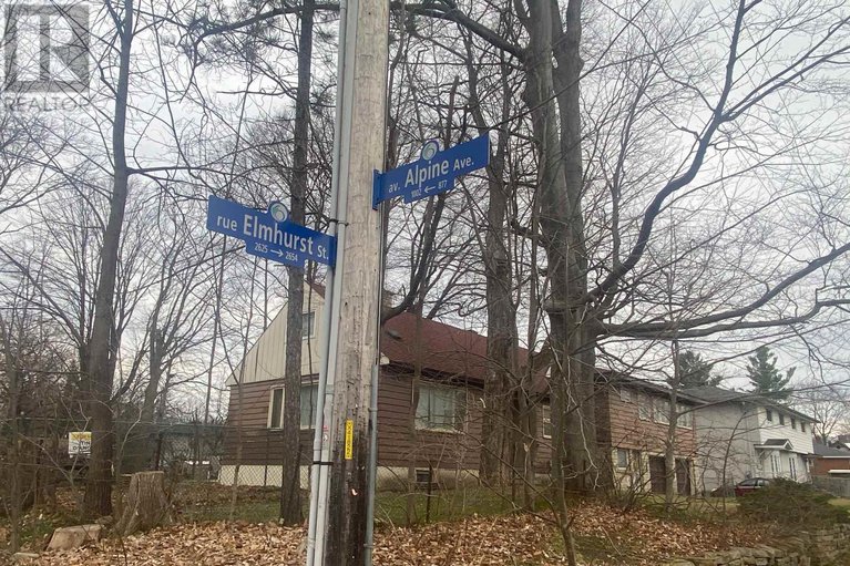 27922641/2626-elmhurst-street/queensway-terrace-north/ottawa/ontario/K2B7N6_2