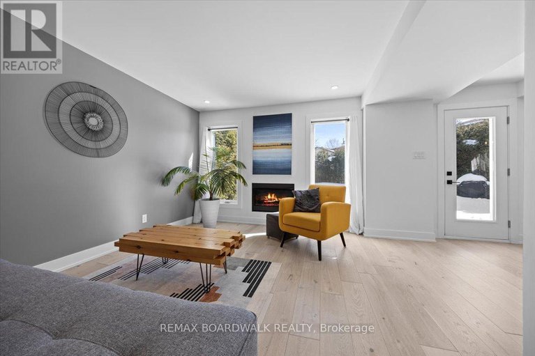 29432300/1535-kamouraska-circle/chateauneuf/ottawa/ontario/K1C3J1_10