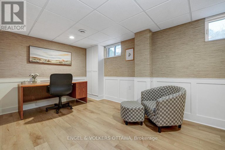 29256001/10-spring-garden-avenue/meadowlandscrestview/ottawa/ontario/K2G3B3_33