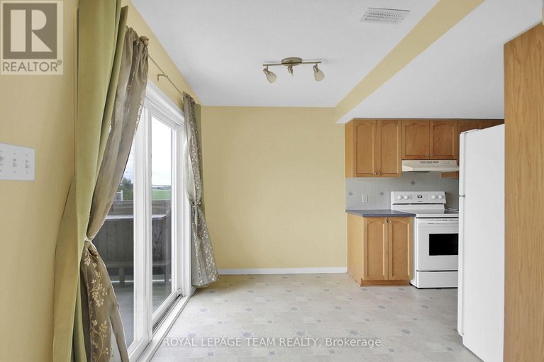 29094065/16-414-hillsboro-private/emerald-meadowstrailwest/ottawa/ontario/K2M3A8_20