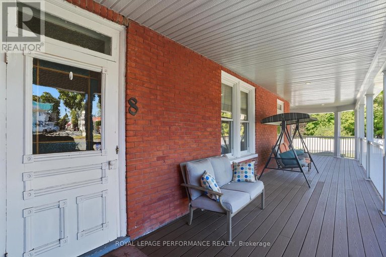 29482695/8-john-street/lorignal/champlain/ontario/K0B1K0_34