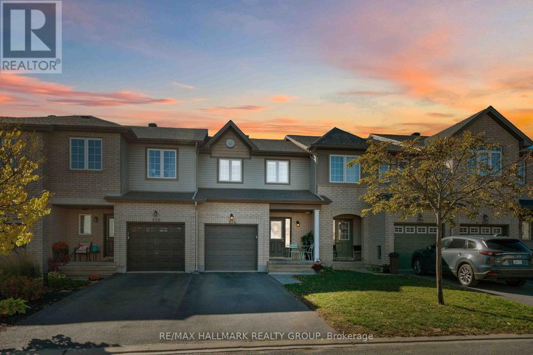 29022354/104-esterbrook-drive/mer-bleuebradley-estatesanderson-park/ottawa/ontario/K1W0A9_1