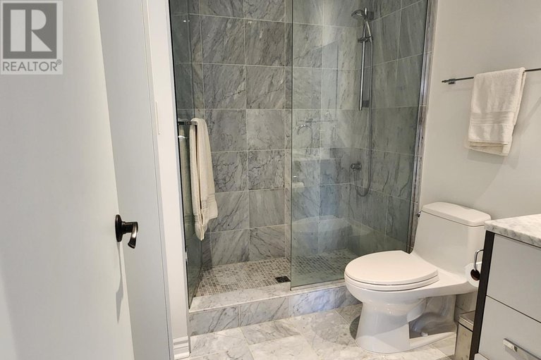 28331469/1703-111-champagne-avenue-s/west-centre-town/ottawa/ontario/K1S5V3_12
