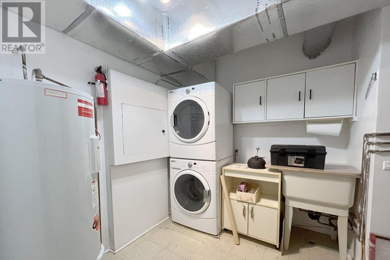 28920438/72-218-d-equestrian-drive/bridlewood/ottawa/ontario/K2M1E2_23