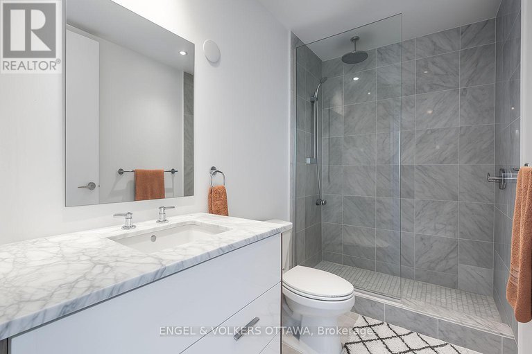 28144696/807-111-champagne-avenue-s/west-centre-town/ottawa/ontario/K1S5V3_15