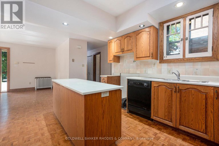 28965806/720-parkdale-avenue/civic-hospital/ottawa/ontario/K1Y1J3_16