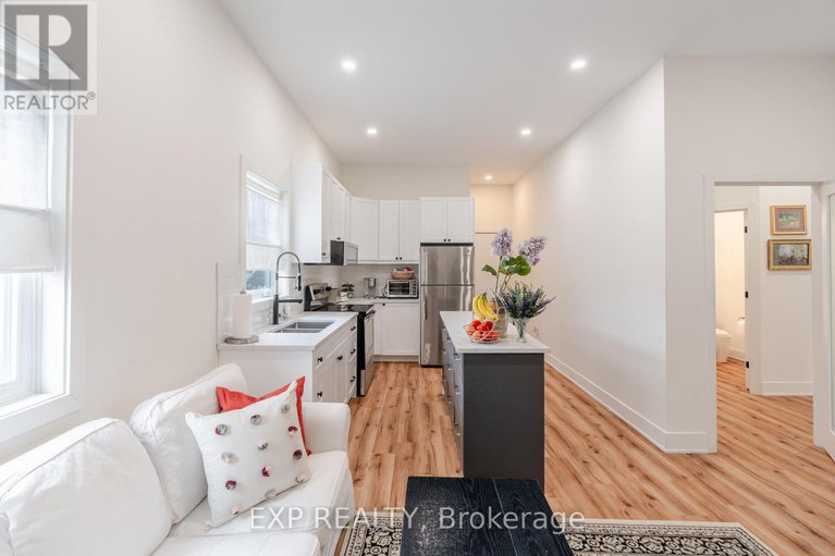 29441745/12-viewmount-drive/meadowlandscrestview/ottawa/ontario/K2G1R5_34