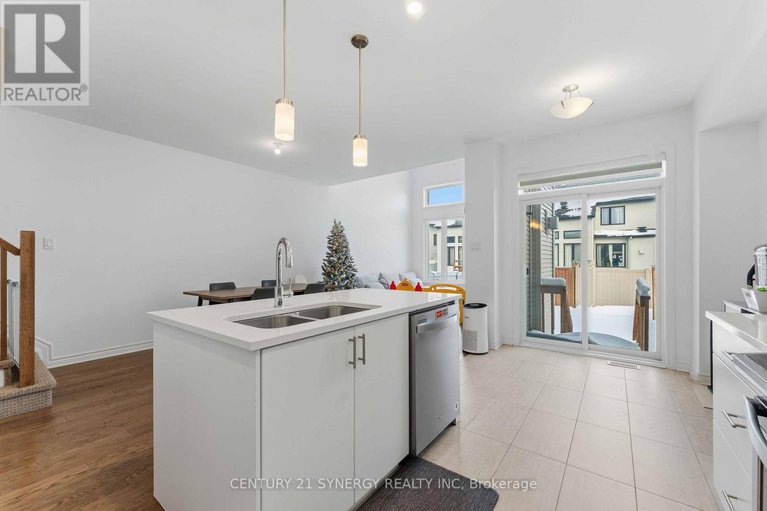 29276860/214-hawkeswood-drive/riverside-southgloucester-glen/ottawa/ontario/K4M0E2_8