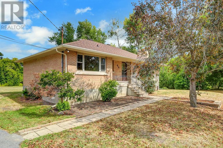 28766690/66-lennox-street/richmond/ottawa/ontario/K0A2Z0_2