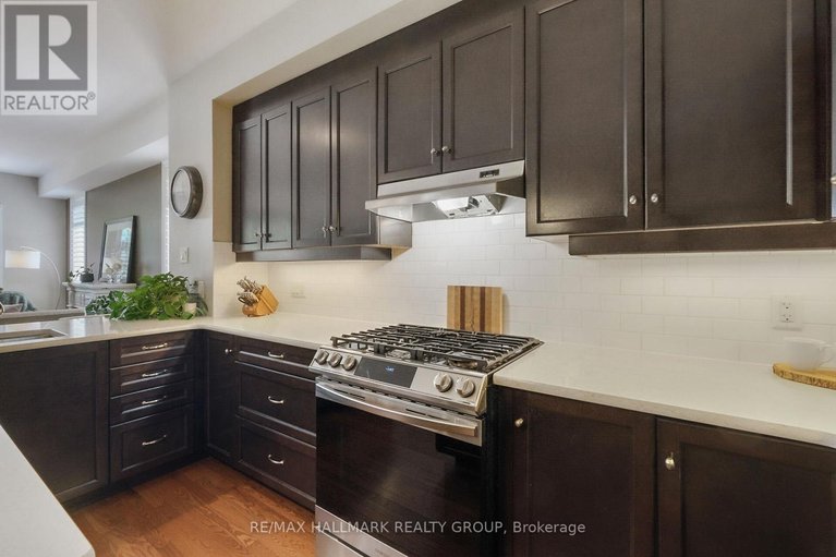 28645082/32-mccooeye-lane/stittsville-central/ottawa/ontario/K2S1B9_23