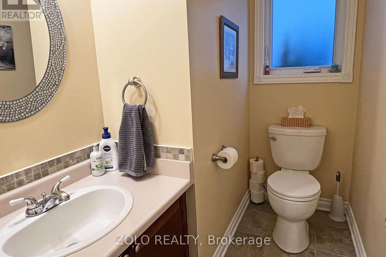 29336515/736-hauteview-crescent/fallingbrookridgemount/ottawa/ontario/K4A2B8_25