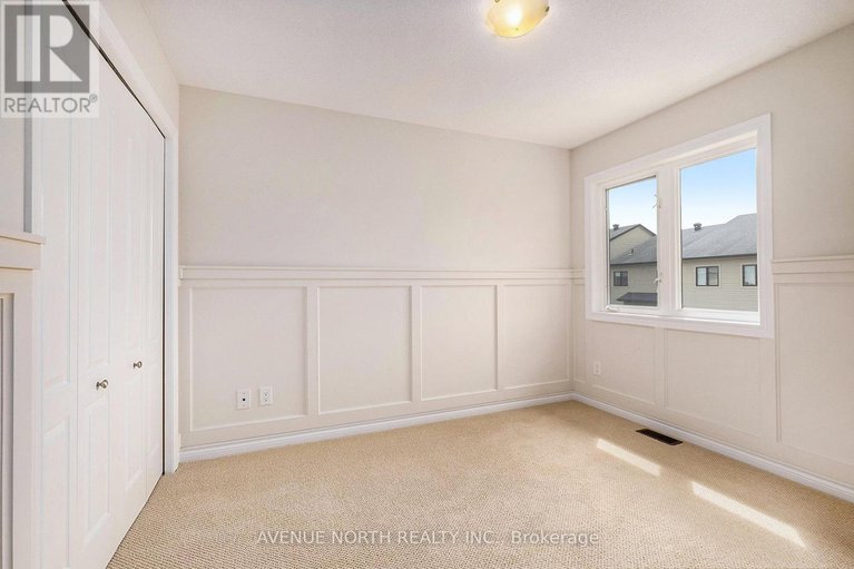 28536882/341-cooks-mill-crescent/riverside-south/ottawa/ontario/K1V2M1_11
