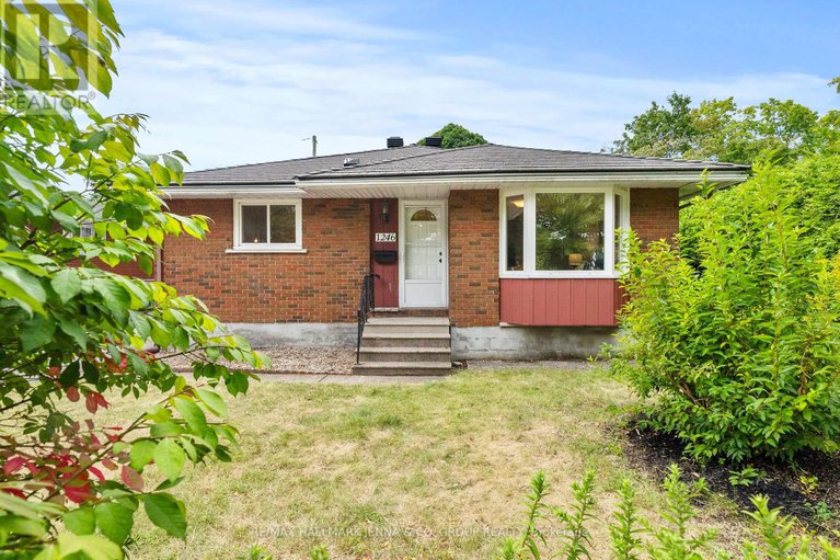 29070320/1246-cobden-road/queensway-terrace-southridgeview/ottawa/ontario/K2C2Z9_34