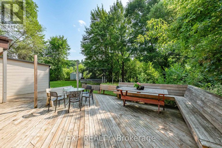 28615553/1807-old-second-line-road/kanata-north-west/ottawa/ontario/K2K1X7_36