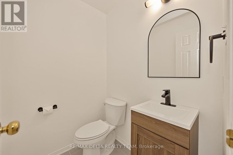 29231240/216-forestcrest-street/chapel-hill/ottawa/ontario/K1C7R5_16