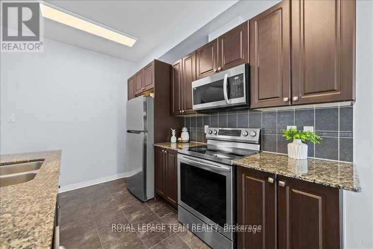 29145358/333-tulum-crescent/emerald-meadowstrailwest/ottawa/ontario/K2S0V9_15