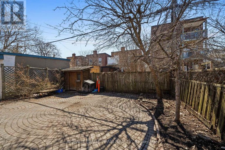 29642086/148-bruyere-street/lower-townbyward-market/ottawa/ontario/K1N5E1_37