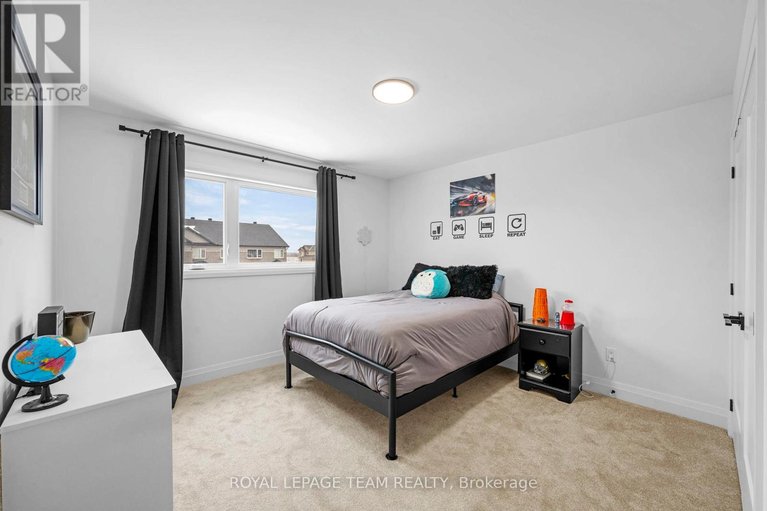 29484590/437-fleet-canuck-private/huntley-ward-south-east/ottawa/ontario/K0A1L0_29