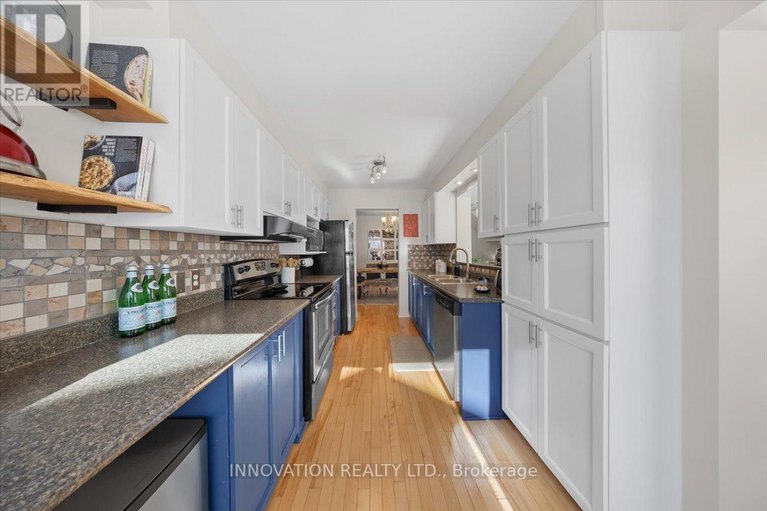 29394657/4-sheppards-glen-avenue/emerald-meadowstrailwest/ottawa/ontario/K2M2M7_18