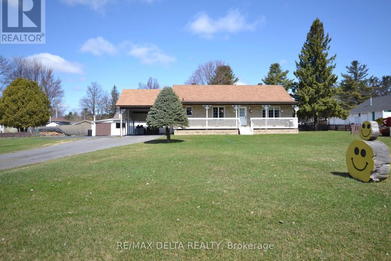 27844348/8254-county-road-17-road/clarencerockland-twp/clarence-rockland/ontario/K4K1K7_26