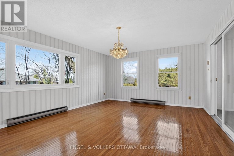 29587308/193-cunningham-avenue-s/applewood-acres/ottawa/ontario/K1H6A7_18