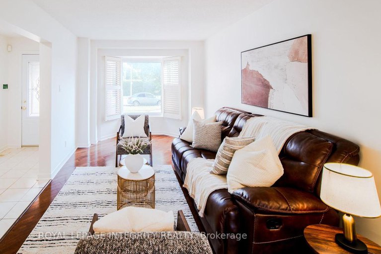 28908572/1266-famlit-court/beacon-hill-south/ottawa/ontario/K1J9A2_10