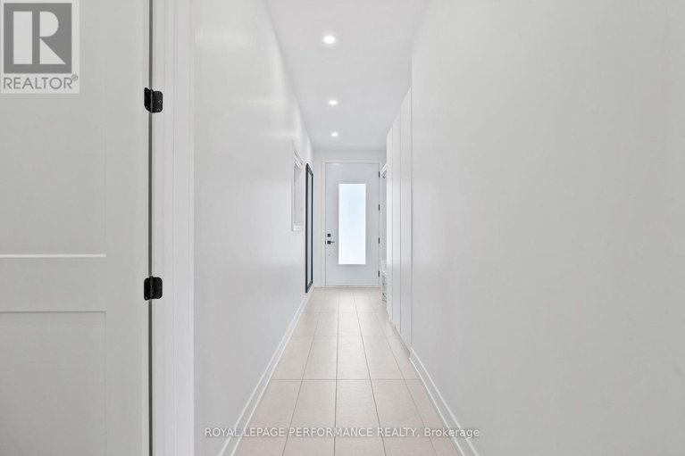 28543963/80-dagmar-avenue/vanier/ottawa/ontario/K1L5T4_5