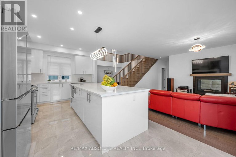 28607791/207-osterley-way/stittsville-south/ottawa/ontario/K2S2N6_28