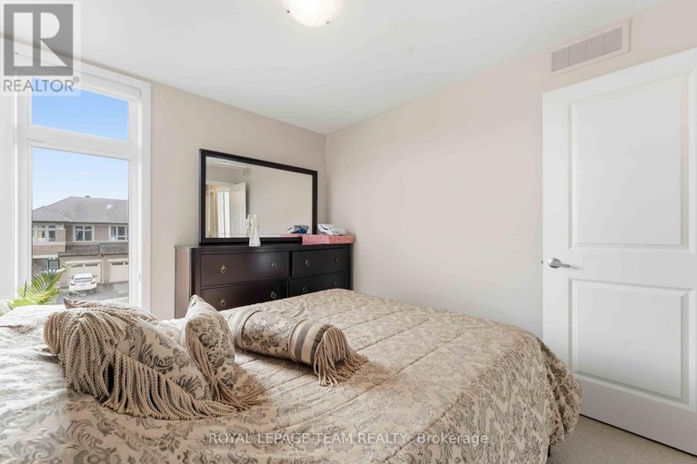 29036098/542-borbridge-avenue/riverside-southgloucester-glen/ottawa/ontario/K4M0H9_18