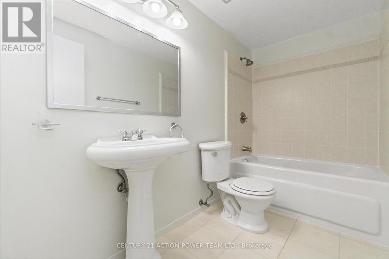 28688484/17-3103-armada-avenue/sawmill-creektimbermill/ottawa/ontario/K1T1T6_16
