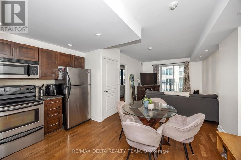 29400834/1006-200-besserer-street/sandy-hill/ottawa/ontario/K1N0A7_14