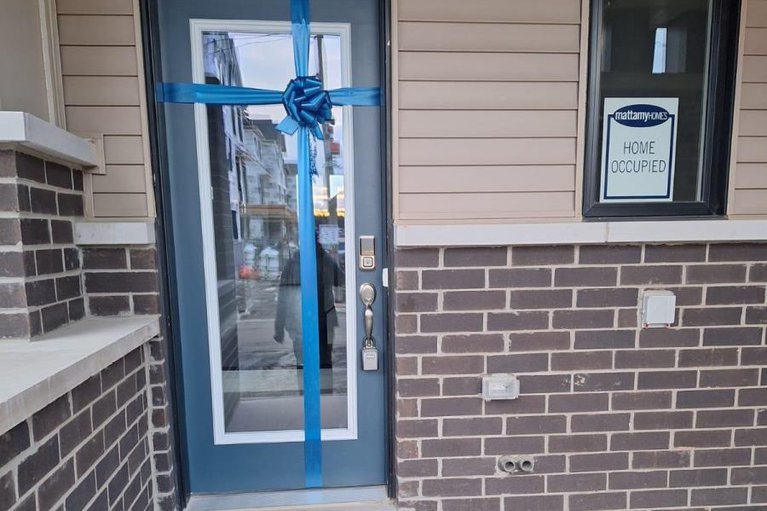 28769216/738-quilter-row/goulbourn-twp-from-franktown-rdsouth-to-rideau/ottawa/ontario/K0A2Z0_3