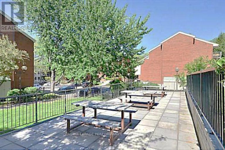 29387660/412-225-alvin-road-n/manor-park/ottawa/ontario/K1L4H6_23