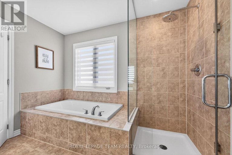 29474228/179-asper-trail-circle/emerald-meadowstrailwest/ottawa/ontario/K2M0K7_24