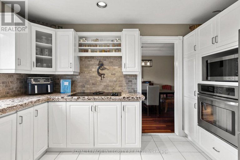 29609930/6-marchbrook-circle/rural-kanata-central/ottawa/ontario/K2W1A1_23