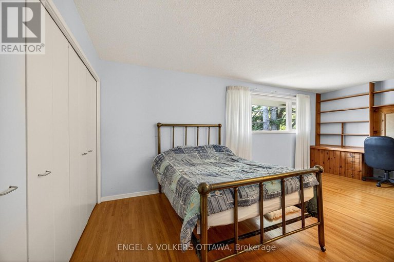 28865549/29-milne-crescent/beaverbrook/ottawa/ontario/K2K1H7_31
