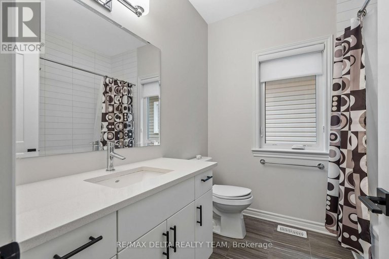 29165655/851-tewin-circle/camelot/ottawa/ontario/K4A3N6_31