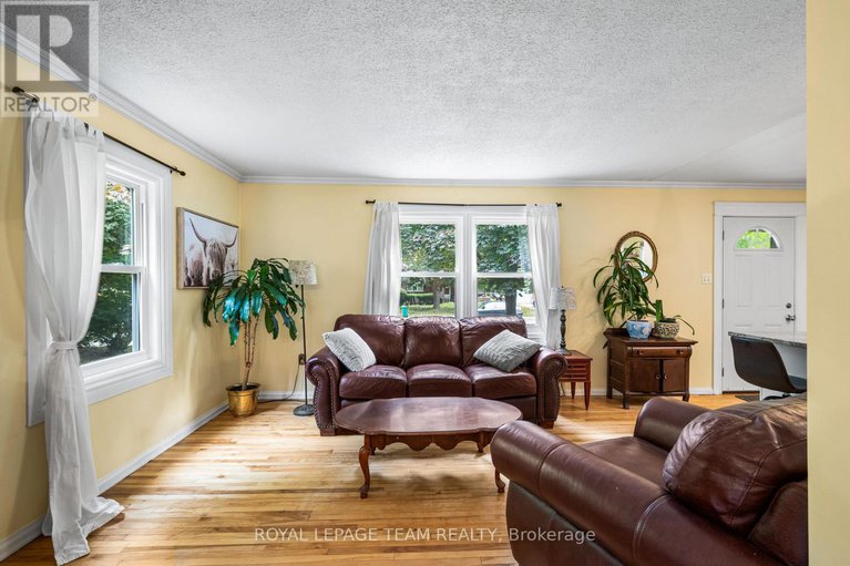 28782909/158-anna-avenue/carlington/ottawa/ontario/K1Z7V2_17