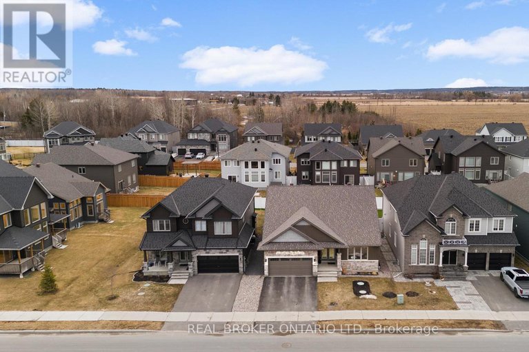 28077948/502-albert-boyd-private/huntley-ward-south-east/ottawa/ontario/K0A1L0_3