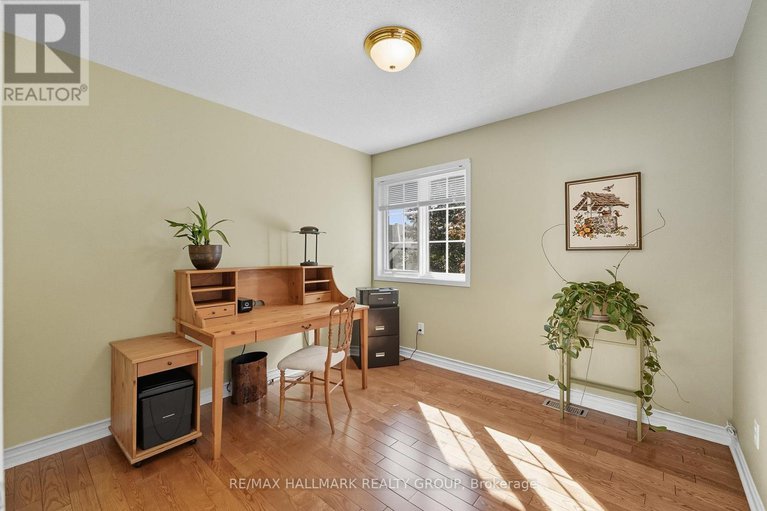 28869217/2357-raintree-drive/orleans-village/ottawa/ontario/K1W1J3_22