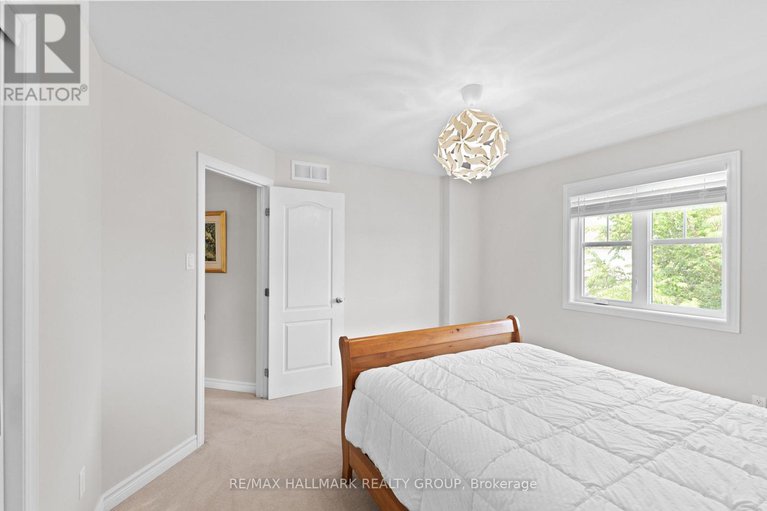 28913279/112-gracewood-crescent/blossom-parkkemp-parkfindlay-creek/ottawa/ontario/K1T0J5_36