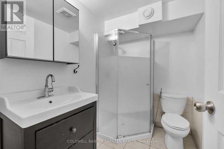 29554876/911-blair-road/cardinal-heights/ottawa/ontario/K1J7M8_27