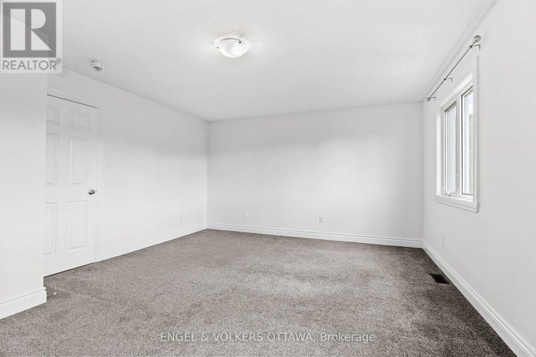 28882632/2269-marble-crescent/town-of-rockland/clarence-rockland/ontario/K4K0H1_11