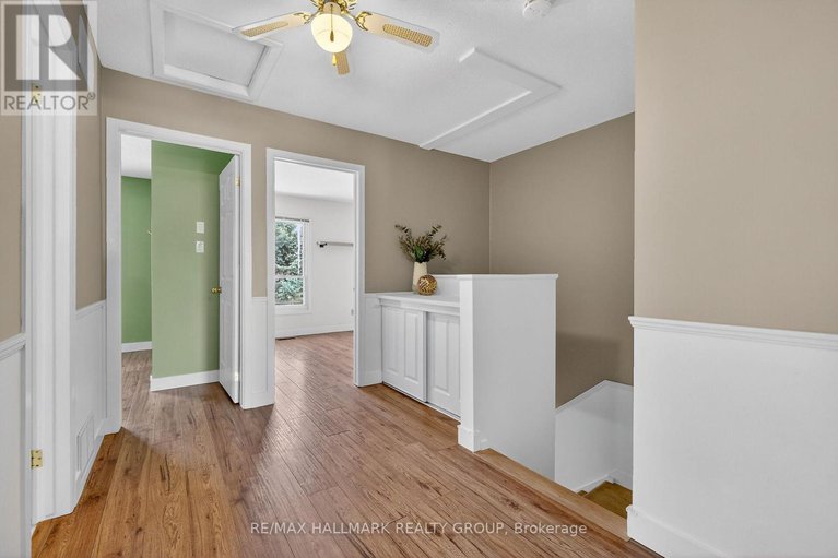 29379154/12-black-forest-lane/arbeatha-park/ottawa/ontario/K2H5C8_28