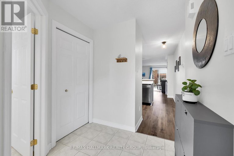 29582357/1344-guthrie-street/leslie-park/ottawa/ontario/K2H1G8_4